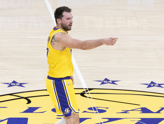 世界杯直播官网手机版-仅用500场，东契奇创造21世纪绝无仅有纪录，比詹杜科库还要快|湖人|奥斯汀-里弗斯|八村塁|纽约尼克斯队|洛杉矶湖人队_新浪体育_新浪新闻