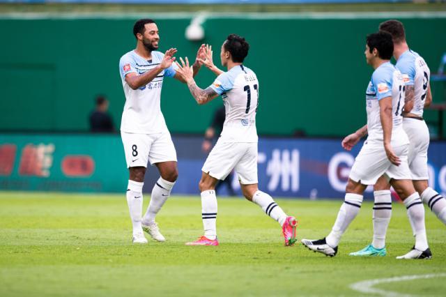 世界杯app下载-广州城终结不胜范加斯特却不满防守：应学会更稳定